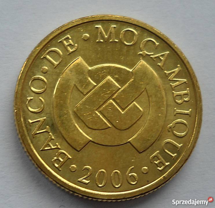 MOZAMBIK10 CENTAVOS2006 r TRAKTOR mazowieckie
