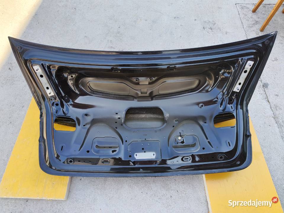 Klapa bagażnika Audi A6 C7 sedan LY9B wersja USA Zagórowa