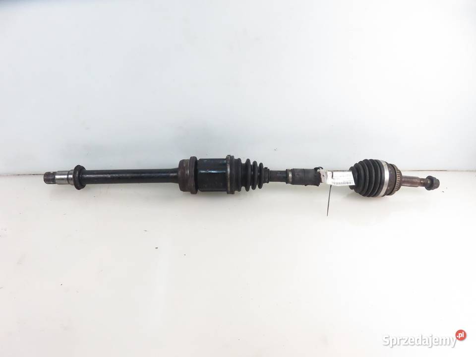 PÓŁOŚ PRAWA PRZEDNIA TOYOTA COROLLA e12 20 D4D osobowe małopolskie