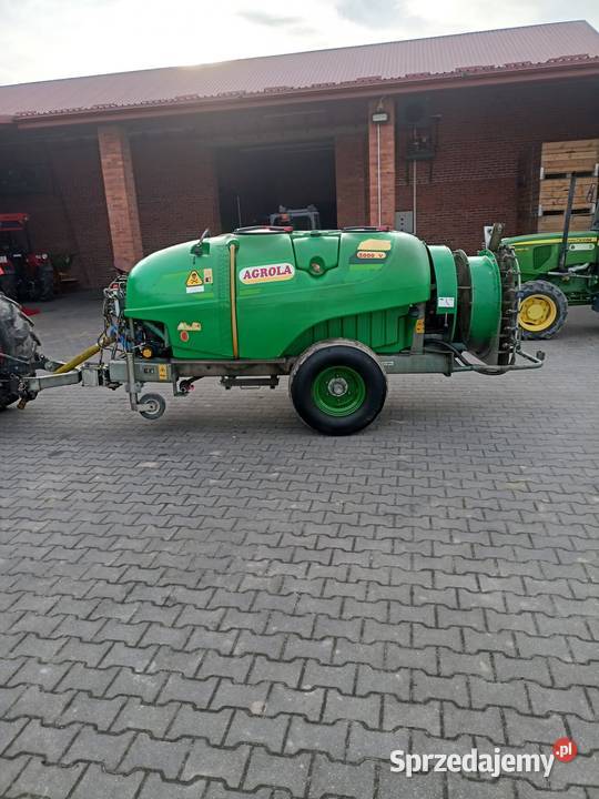 Sprzedam opryskiwacz sadowniczy Agrola 2000 l lubelskie Kępa Piotrawińska sprzedam