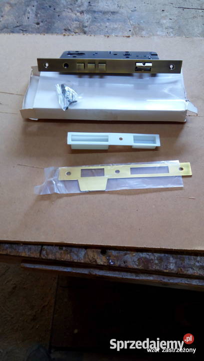 Zamek drzwiowy 90 wpuszczany na wkładkę Lublin sprzedam