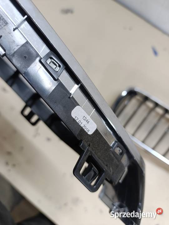 Bmw 4 F32 F33 nerki grill atrapa chłodnicy prawa