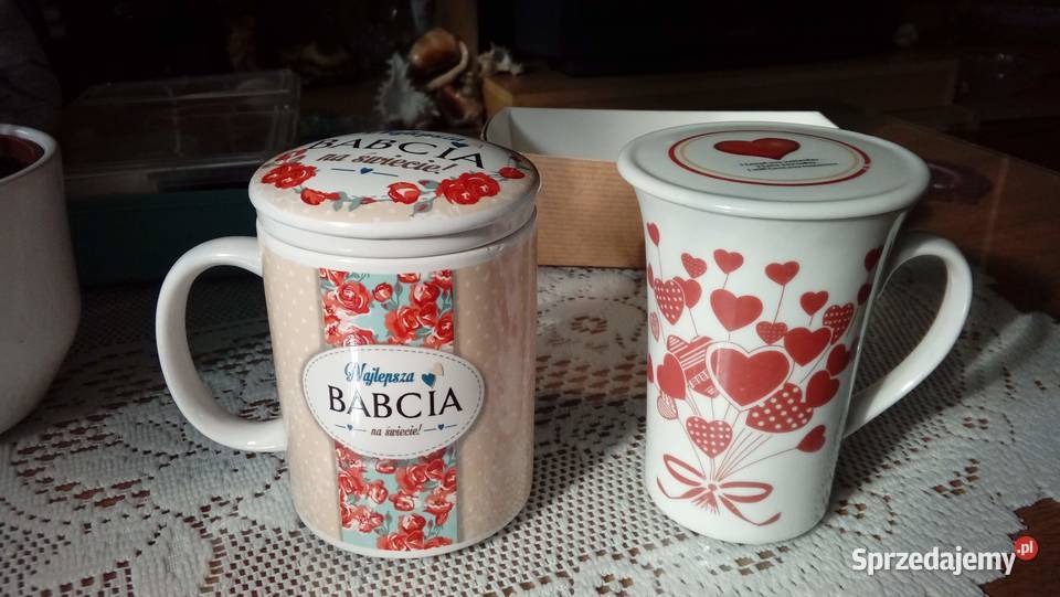Porcelanowy kubek w serduszka z przykrywkąi Warszawa