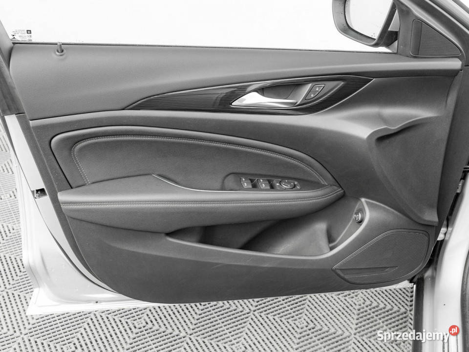 Opel Insignia WU6598H15 T GPF Elite Podgrzf LED światła LED pomorskie