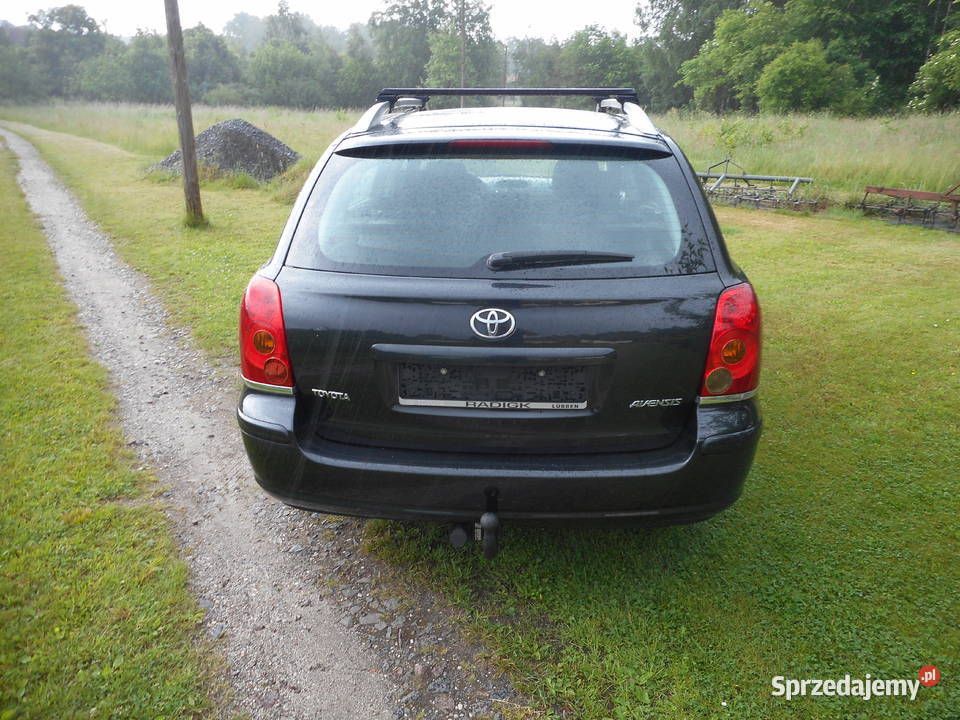 TOYOTA AVENSIS 18 benzyna BEZ Wkładu isofix Nowe Czaple