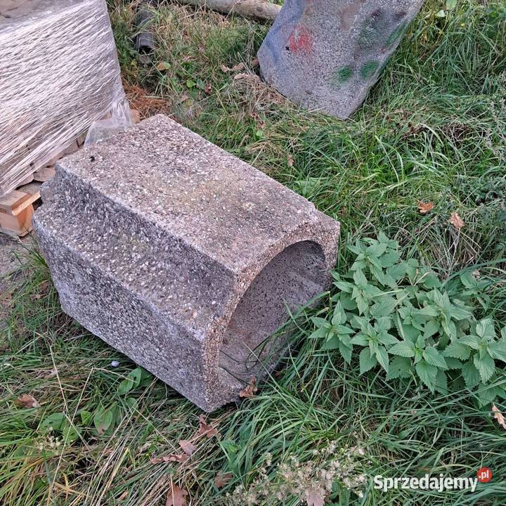 Kosze betonowe osmiokątne Pranie i sprzątanie Ksawerów Stary