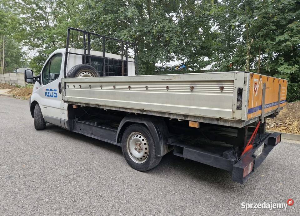 Renault Trafic 19DCI 101 2004 skrzyniowy nieuszkodzony Samochody dostawcze Pińczów