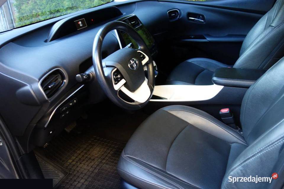 Toyota Prius 18 Hybrid Prestige 122 2016r Prius Chojnice