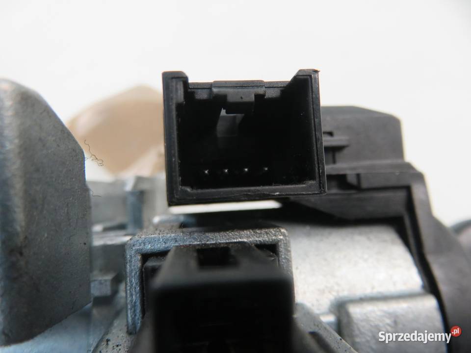 STACYJKA MAZDA 2 GJ6A66938A osobowe Stacyjki i kluczyki małopolskie sprzedam