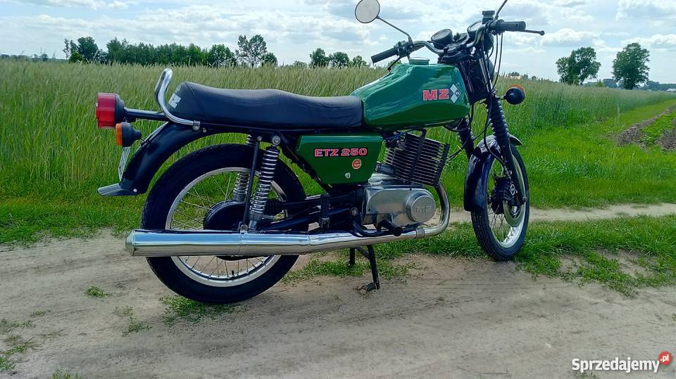 MZ ETZ 250 150251 metalic Czarnożyły