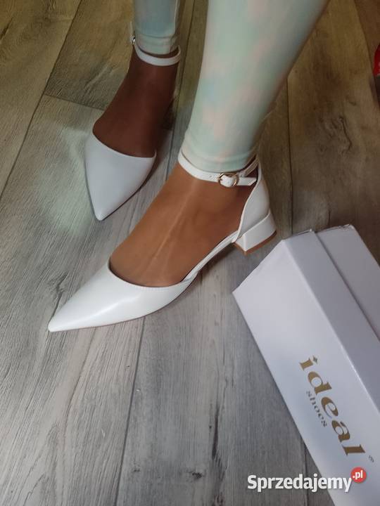 40 Ideal Shoes Białe baleriny wieczorowe z Kraków