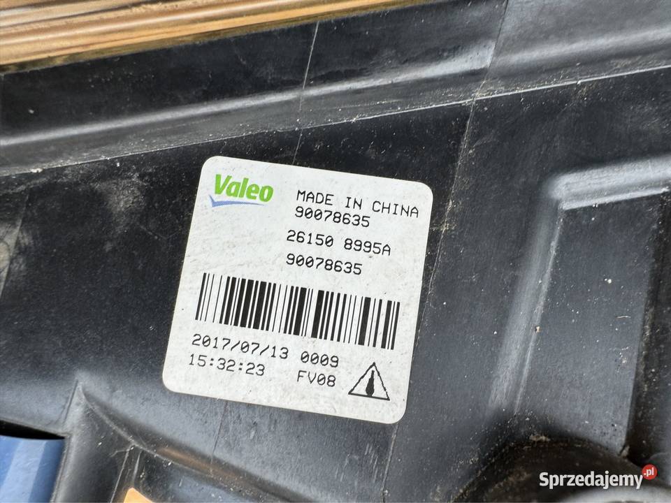 Halogen prawy rh Nissan qashqai II 2 j11 lift Sieraków