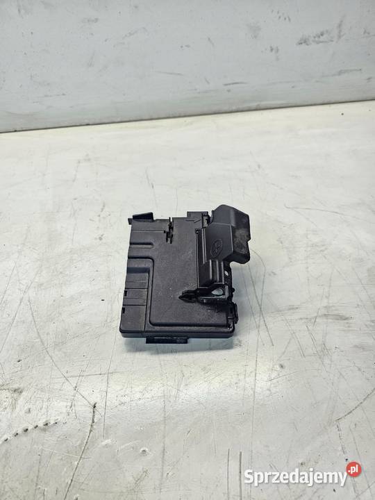 SKRZYNKA BEZPIECZNIKÓW AUDI A1 8X VW SEAT SKODA śląskie Przystajń
