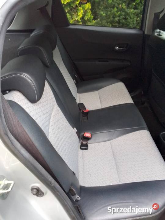 Sprzedam Toyotę Yaris 81000km