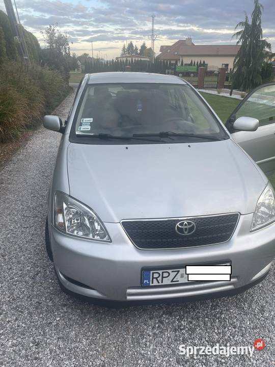Toyota Corolla e12 nieuszkodzony Tryńcza