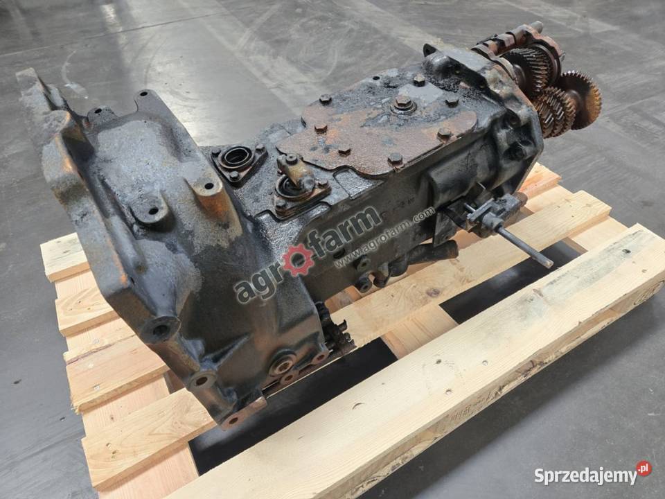 Skrzynia biegów Massey Ferguson 3330S 3425 3325 Byków sprzedam