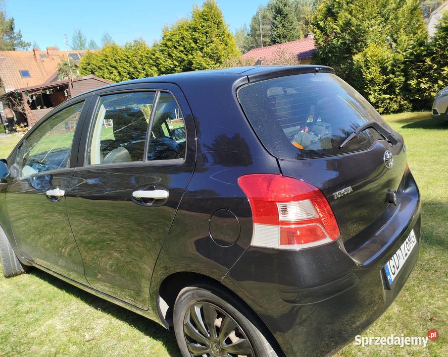 Toyota Yaris 2