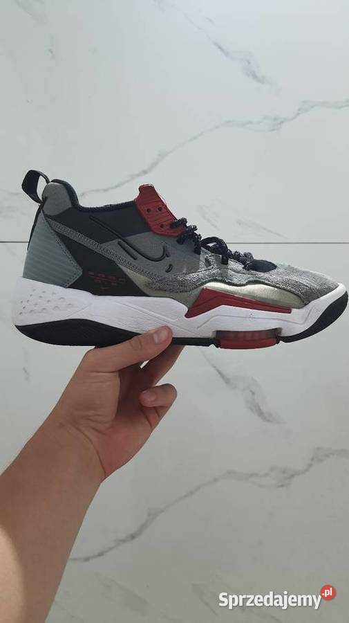 Buty sportowe Jordan Nike Szare z czerwonymi Suwałki sprzedam