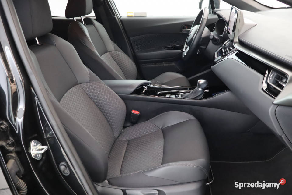 Toyota CHR 18 Hybrid podgrzewane fotele