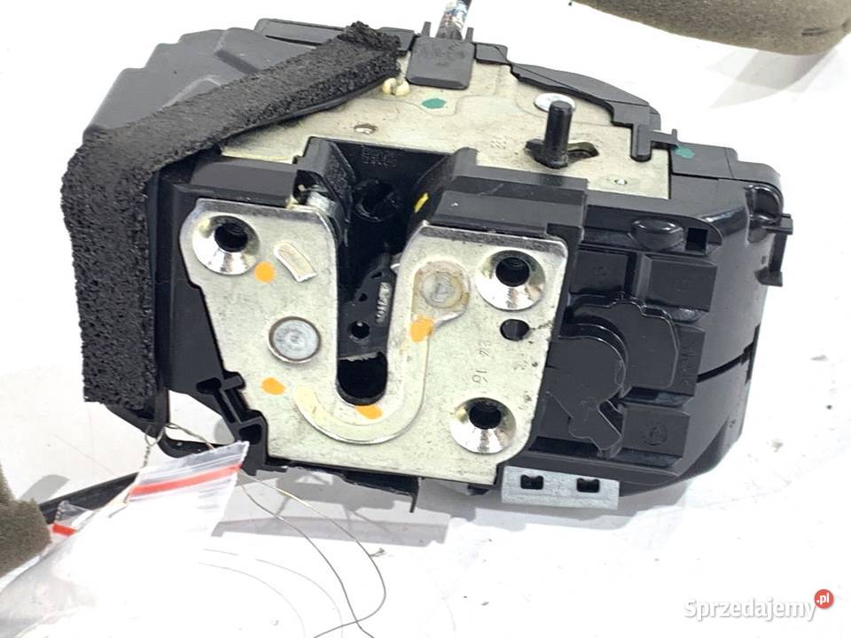 ZAMEK DRZWI LEWY TYŁ NISSAN PULSAR Hatchback