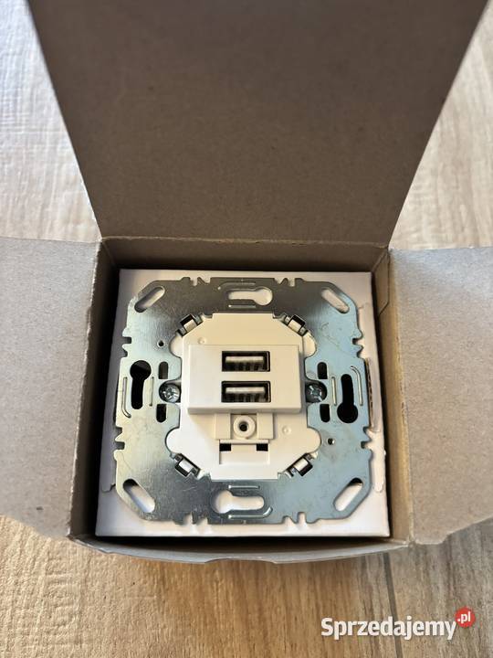 Berker Hager 260209 ładowarka gniazdo USB 2x Gniazda Warszawa