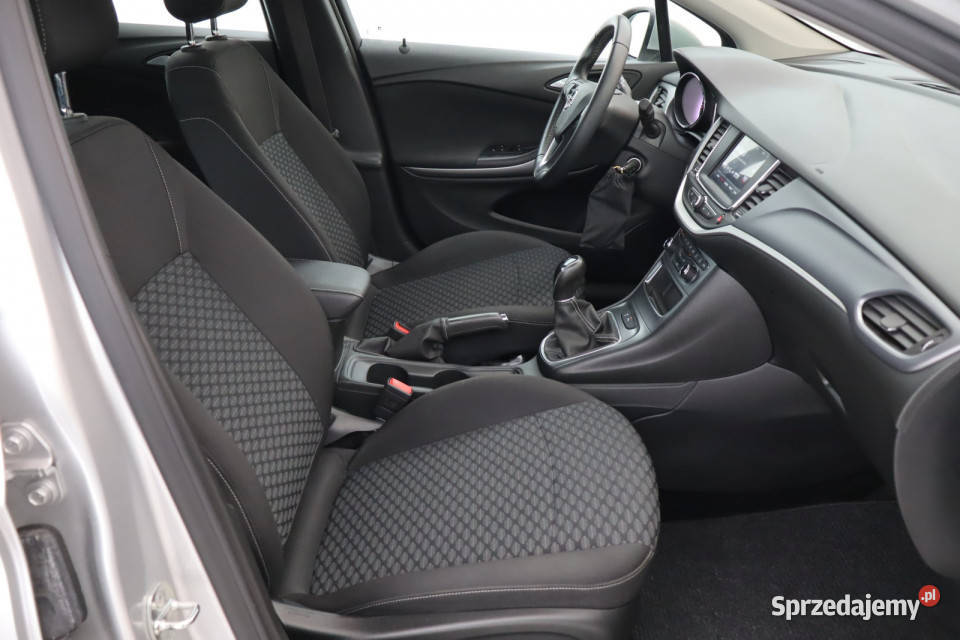 Opel Astra 14 T Zabrze