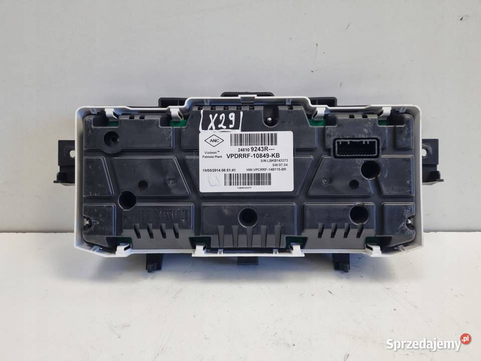 Renault Captur I benzyna LICZNIK ZEGARY Europa osobowe Rudka