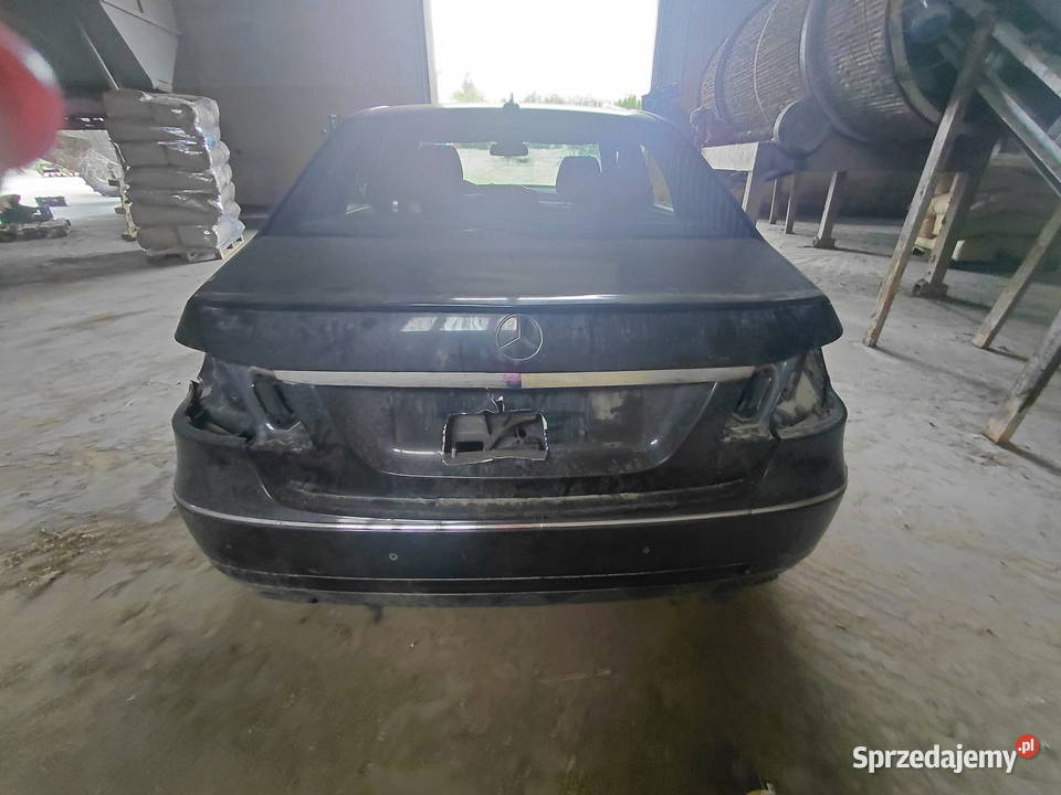 Sprzedam 2 Mercedesy E klasa 300000km łódzkie Skierniewice sprzedam
