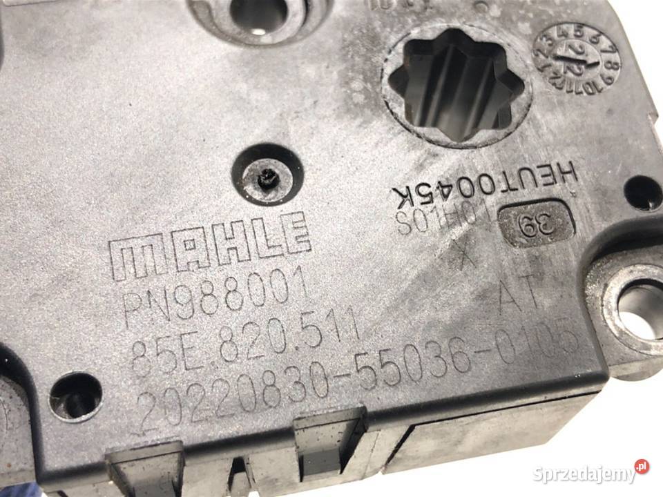 SILNIK NAGRZEWNICY AUDI 85E820511 A6 C8