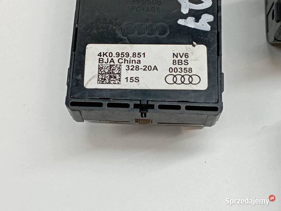 PRZEŁĄCZNIK SZYB LUSTEREK KLAPY 4N0959565 świętokrzyskie