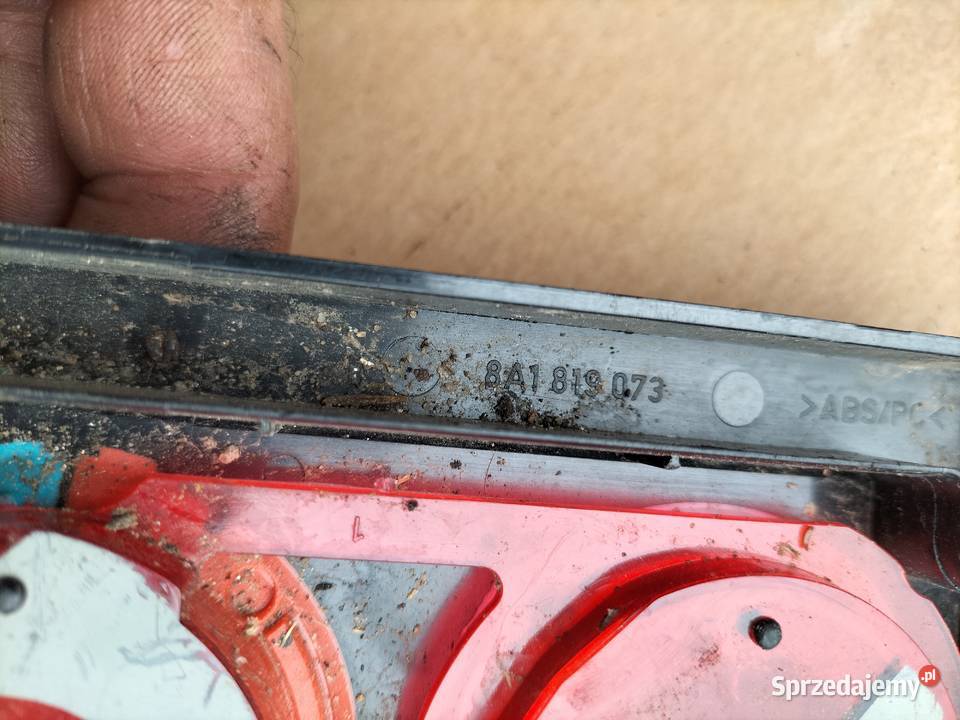 AUDI B4 80B4 NAKŁADKA NA PANEL NAWIEWU Kamień-Kolonia