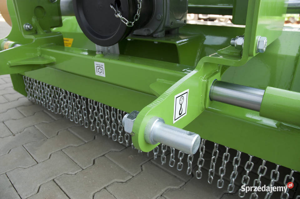 KOsiarka bijakowa Bomet Indus z przesuwem Kozenin