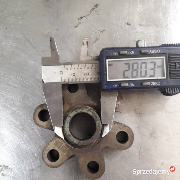 Dystans koła prasowego pompy wody A3522050608 Układ chłodzenia Częstochowa