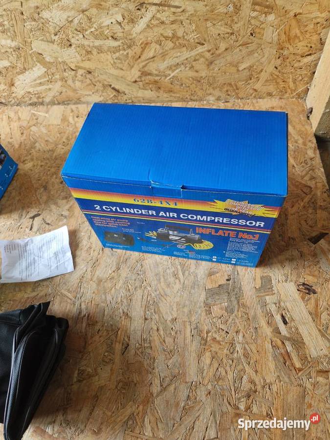 KOMPRESOR SAMOCHODOWY DWUTŁOKOWY 12V 135V Głogowa