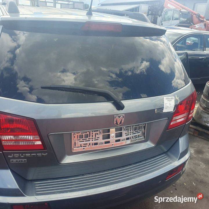 KLAPA DODGE JOURNEY Lipno