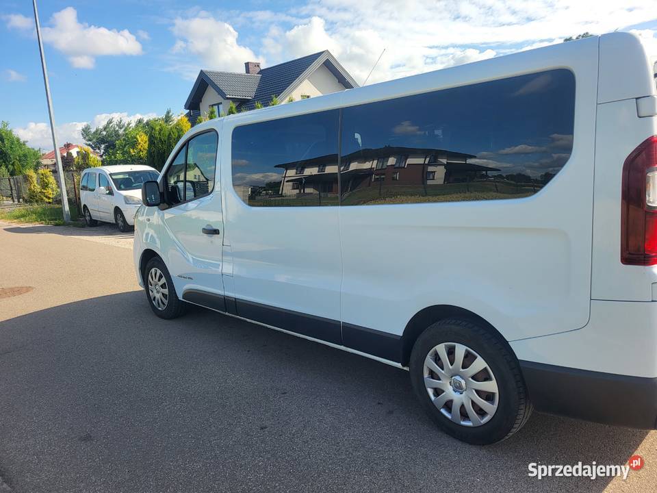 Renault trafic 9 osobowy 2017 mazowieckie Miedniewice