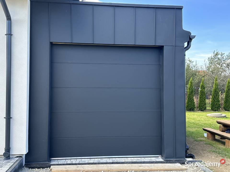 Bramy garażowe przemysłowe