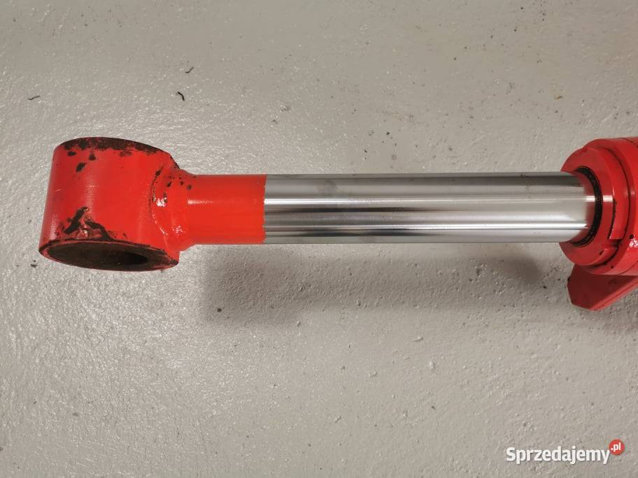 Cylinder hydrauliczny wysuwu masztu Manitou MLT