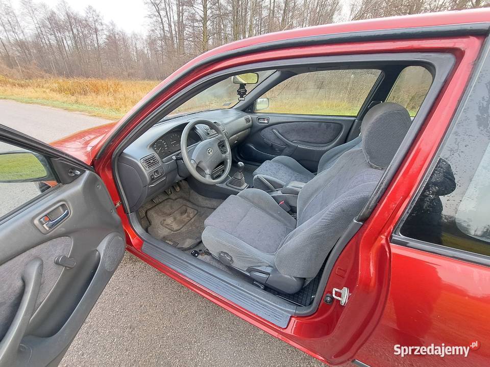 Sprzedam ładną Toyota corolla 14 benzyna 2000r nieuszkodzony Żyrardów