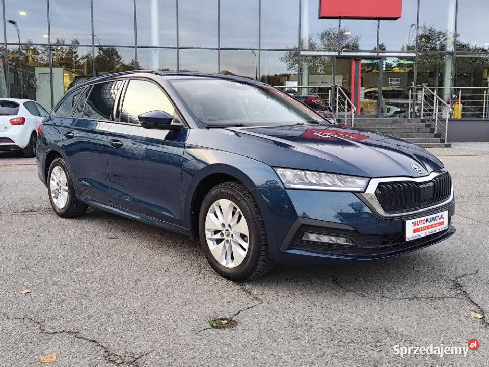 Skoda Octavia 2023r Navi kamera virtual ACC Škoda Kraków