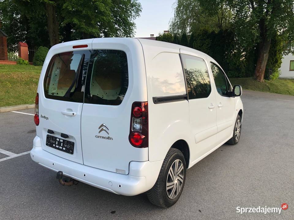 CITROEN BERLINGO 2017r 16 100 ZADBANE AUTO manualna sprzedam