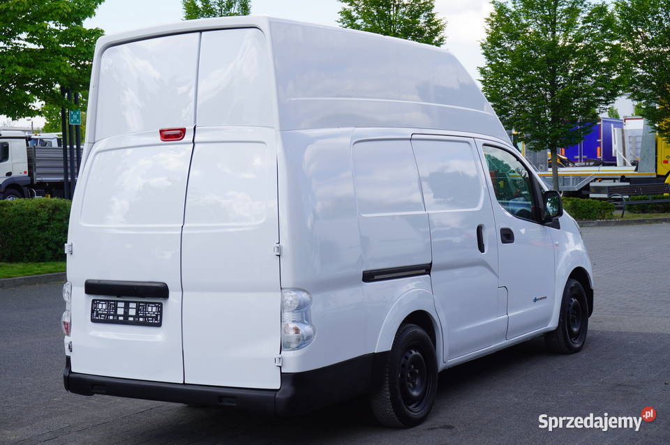 Nissan ENV200 XL Voltia Pojazd elektryczny 80