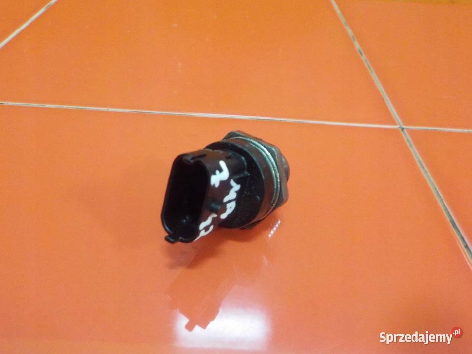 MEGANE III SCENIC 16 DCI 14r R9M402 131 czujnik Suków