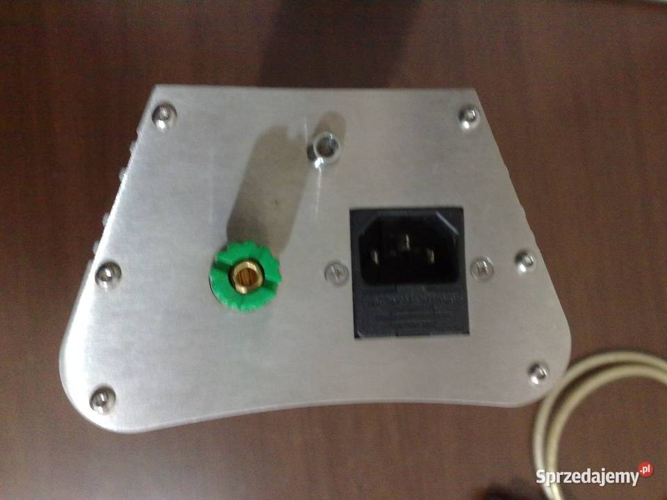 Listwa filtrująca IsoTek MultiWay 6 gniazd stan Zawiercie