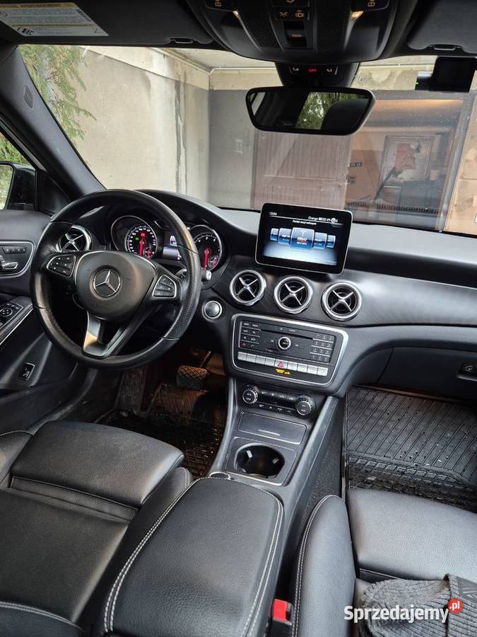 Mercedes GLA 250 4MATIC 211 2019r PANORAMA