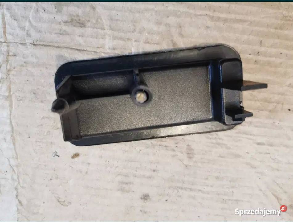 Zaślepka dywanu wykładziny BMW E34 Żory