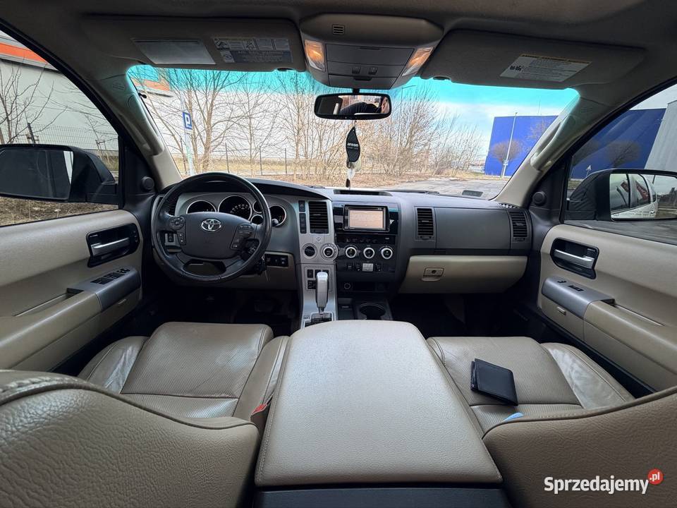Toyota Sequoia 57 V8 LIMITED RESTYLING LPG 4x4 kurtyny powietrzne Sequoia