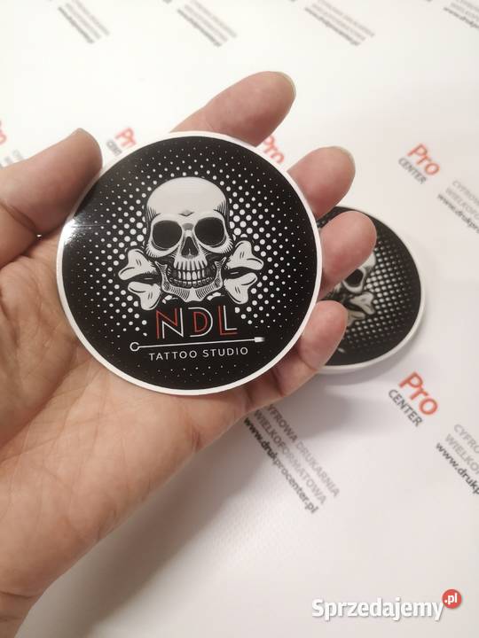 Vlepki naklejki etykiety na folii samoprzylepnej