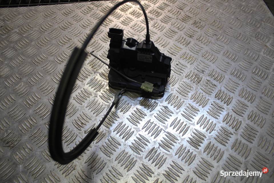 ZAMEK DRZWI PRAWY PRZÓD 6 PIN OPEL CORSA D osobowe