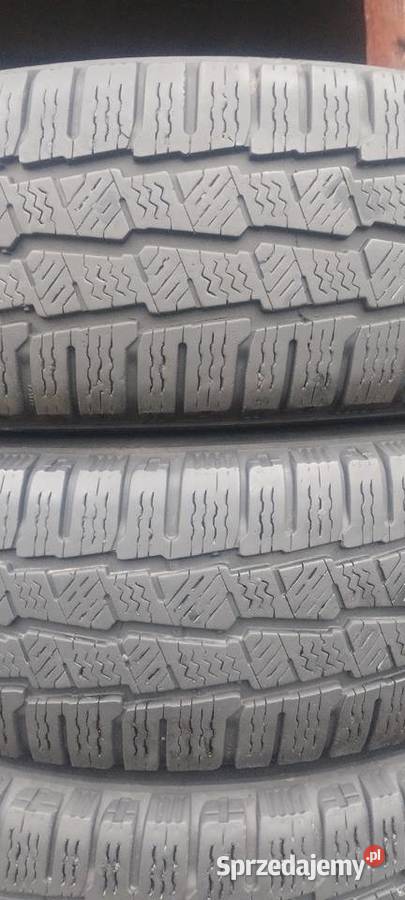 Opony zimowe 20570 R15 C Tyczyn